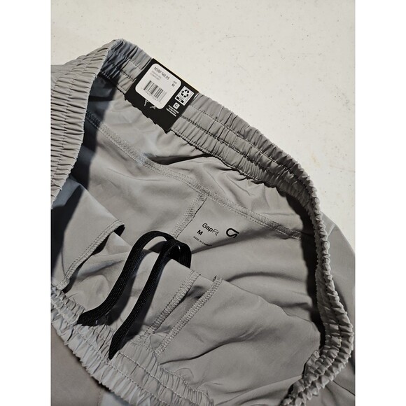 GapFit‎ Men's Movement Short Size Medium Ultimate Grey NWT (A207) - Picture 3 of 8